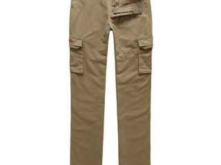 卡其色搭配裤子终极指南