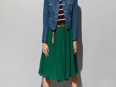 绿色上衣搭配裙子颜色秘诀大公开