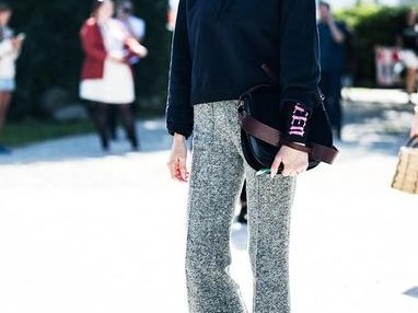 长卫衣搭配裤子全攻略 穿对款式时髦翻倍不踩雷