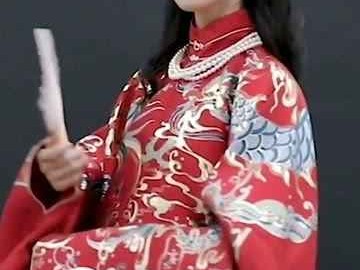 从“不敢穿”到“穿不错”，一个普通男生的中式汉服踩坑与逆袭指南