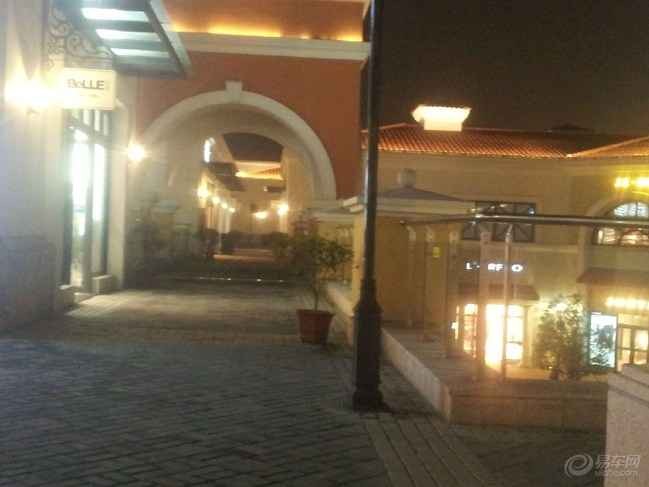 寻根问底聊Outlets 这个词究竟有几副面孔