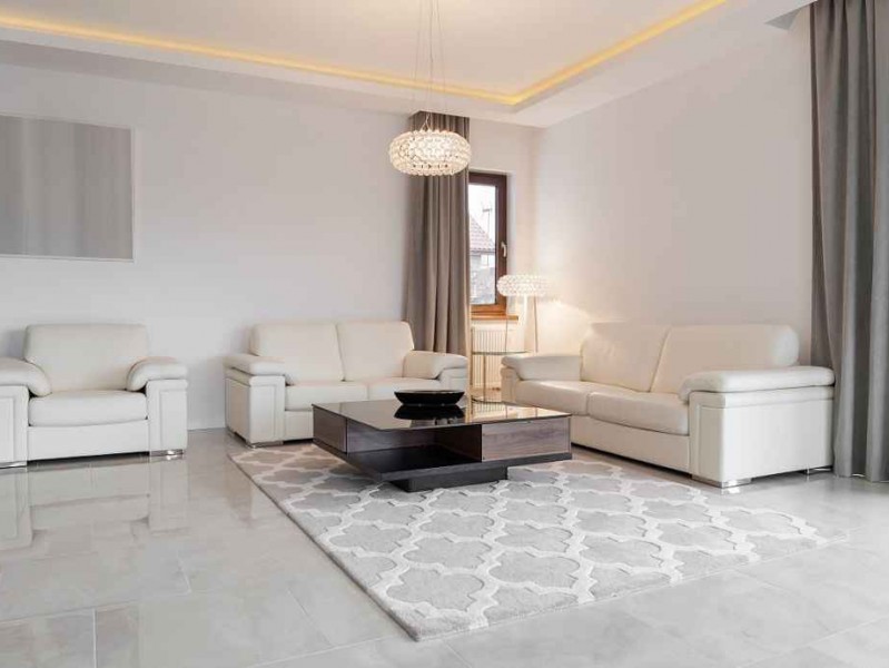 浅灰色搭配全攻略 穿出高级感与搭出家居氛围