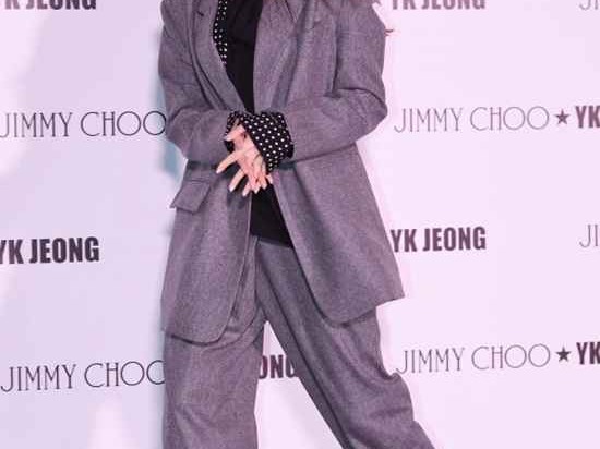 橘色阔腿裤穿搭指南 轻松穿出时髦活力感